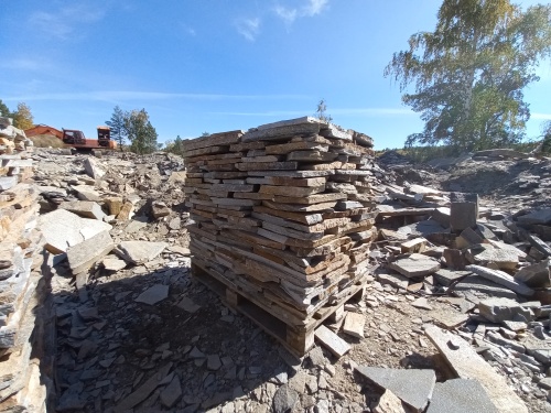 Плитняк златолит серебристый для мощения на бетон купить в Орловской области