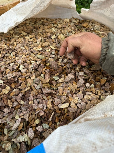 Златолит персиковый декоративная каменная крошка купить в Орловской области