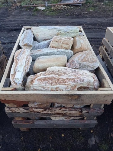 Златолит жёлтый, жёлто-зелёный глыбки и валуны для ланшафтного дизайна купить в Орловской области