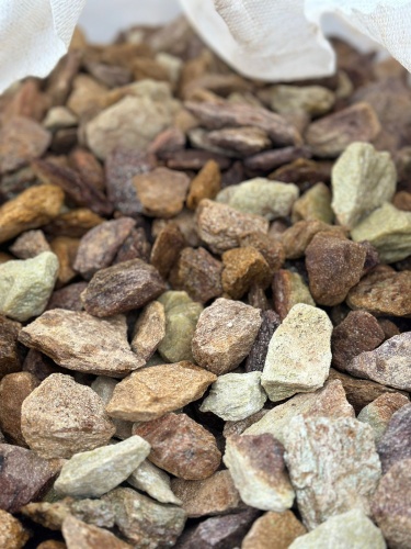 Златолит персиковый декоративная каменная крошка купить в Орловской области