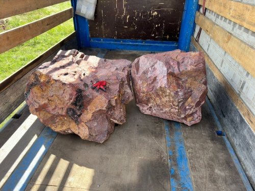 Ландшафтные глыбы красно-фиолетовые 200-1000 килограмм купить в Орловской области