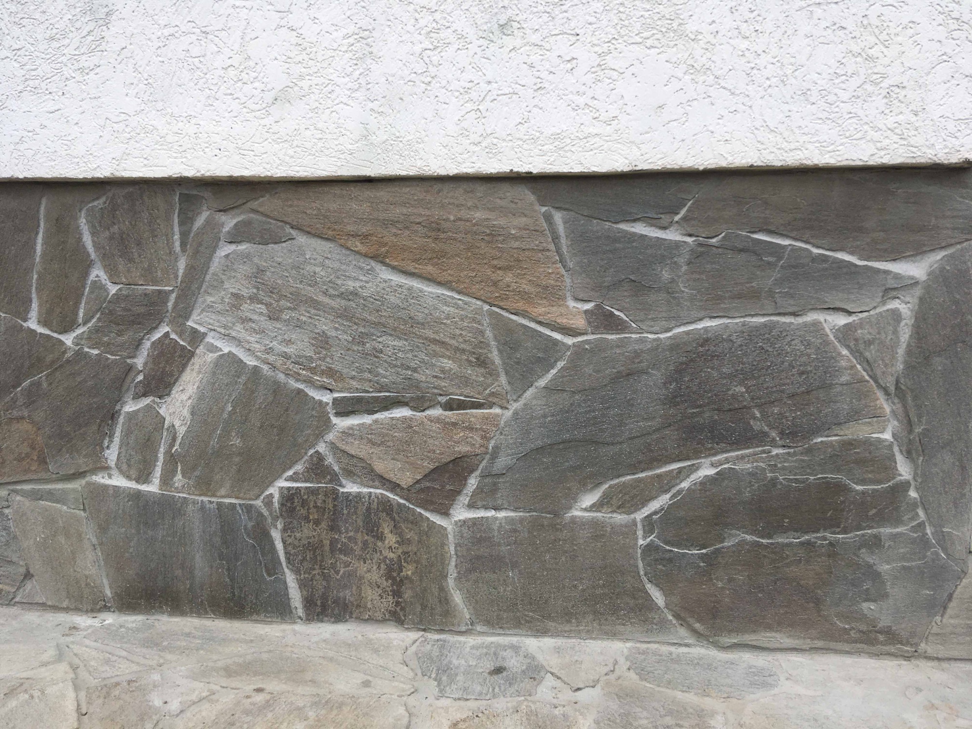 Плитняк златолит Уральский  для фасада купить в Орловской области