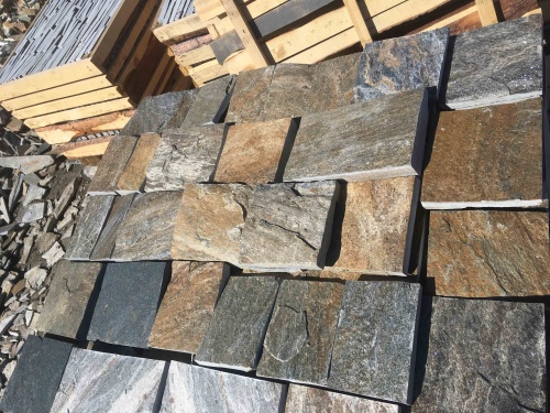 Плитка пилёная златолит Уральский для цоколя, отмостки купить в Орловской области