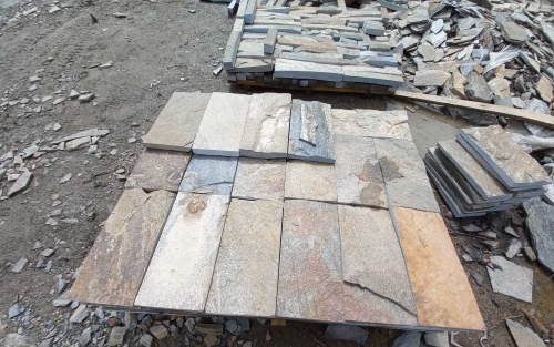 Плитка пилёная златолит Уральский для цоколя, отмостки купить в Орловской области