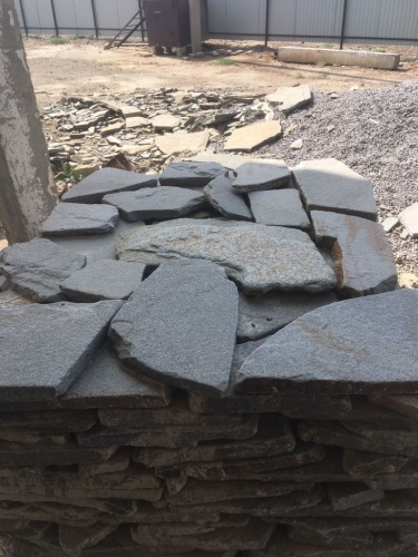 Златолит серебристый галтованный для лестниц купить в Орловской области